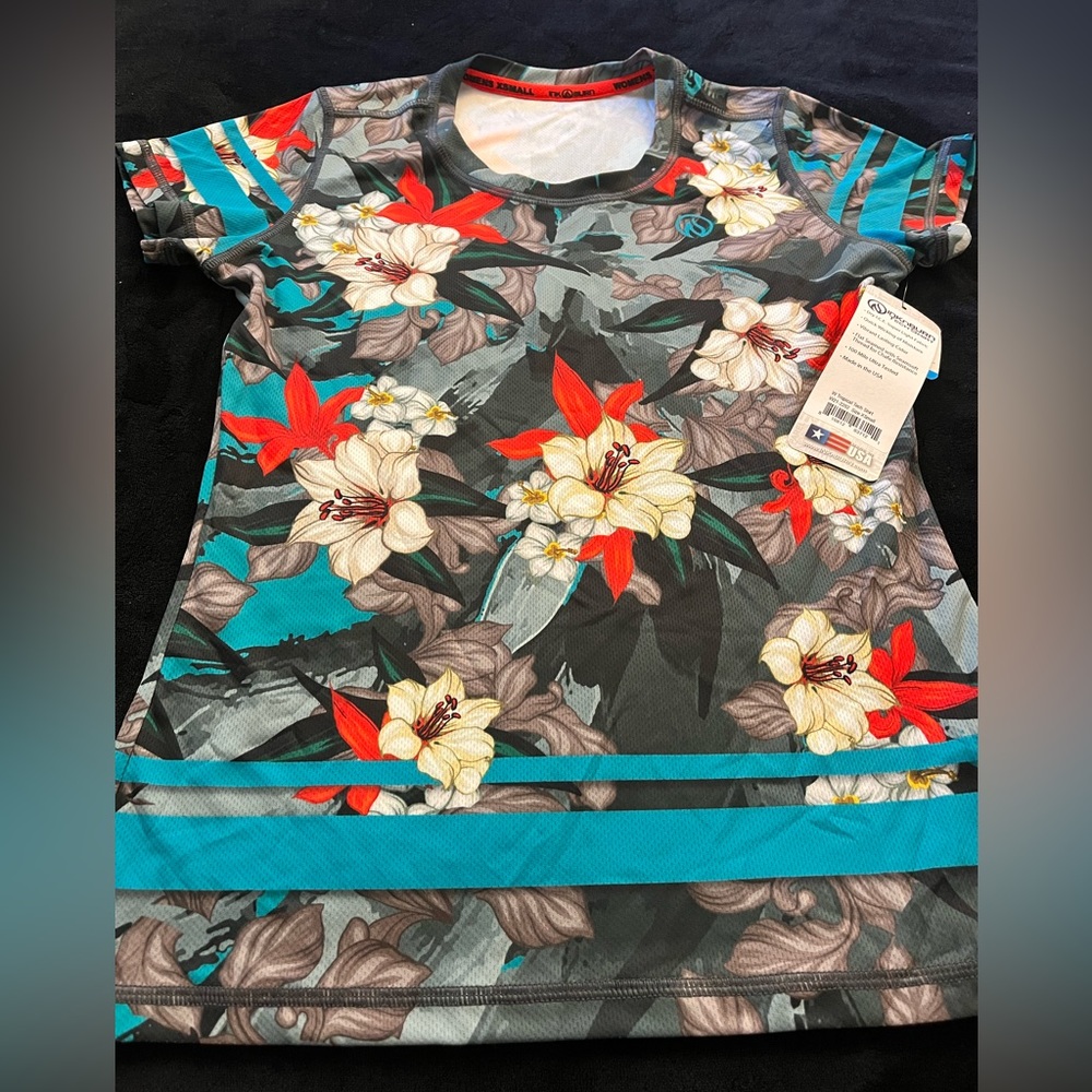 INKnBURN Tropical Tech shirt